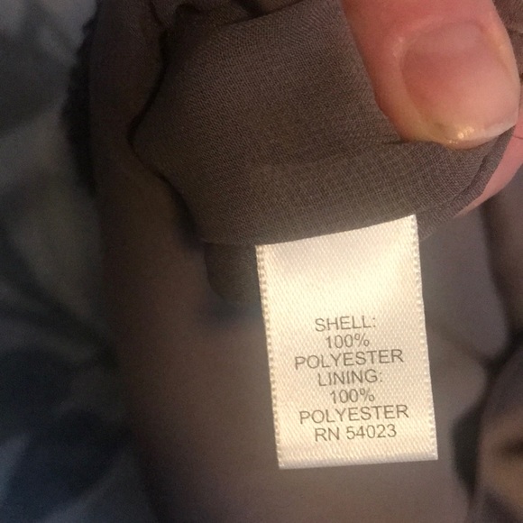 Banana Republic bronze sequin top. Size Medium. New with tags. - Picture 7 of 7